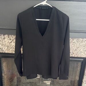 Zara Black V-Neck Long Sleeve Blouse